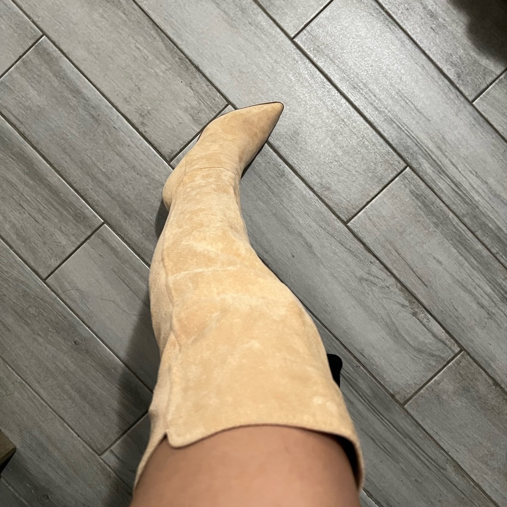 Thigh high Suede boots
